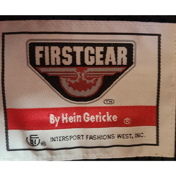 First Gear Women's Black Leather Biker Jacket Sz Lg Lot of Pockets Venting - Picture 10 of 14